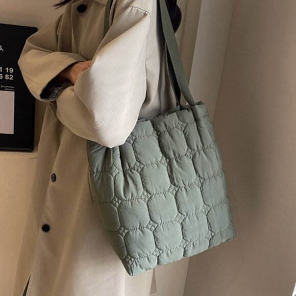 Lightweight Green Quilted Shoulder Bag - Picture 1 of 6